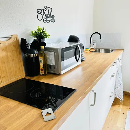 Schoene & Gemuetliche Wohnung Direkt Am Bahnhof Lahnstein Esterno foto